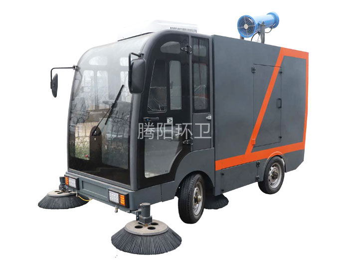 TY-2400型電動(dòng)駕駛式掃地車