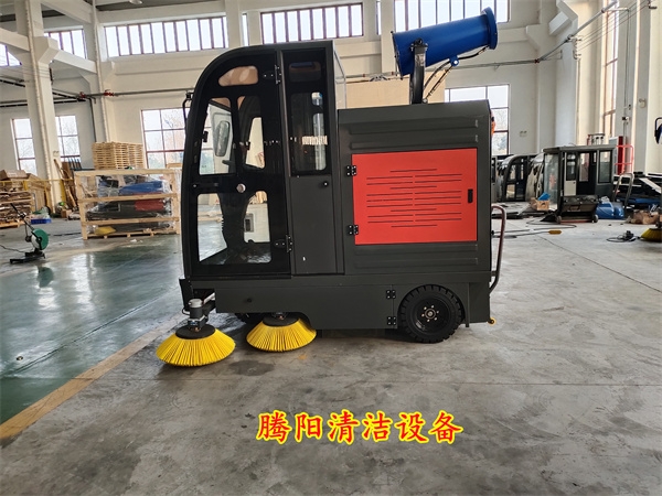 小區(qū)電動(dòng)掃地車注意事項(xiàng)